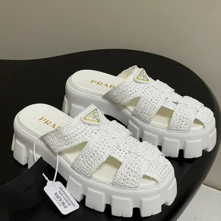 プラダ サンダル