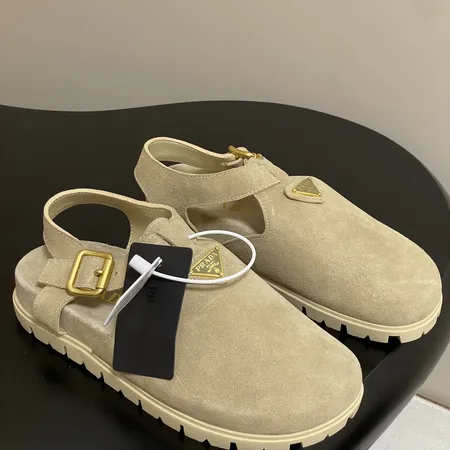 プラダ サンダル