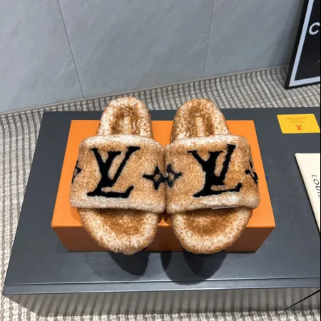 ルイヴィトン スリッパ