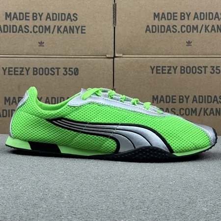 プーマ カジュアルシューズ