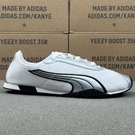 プーマ カジュアルシューズ