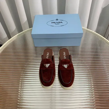 プラダ スリッパ