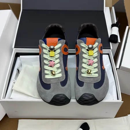 ロエベ カジュアルシューズ