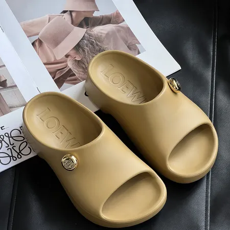 ロエベ スリッパ