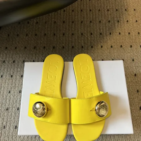 ロエベ スリッパ