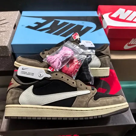 エアジョーダン スニーカー