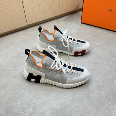 エルメス スニーカー