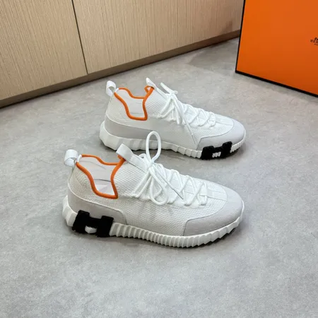 エルメス スニーカー