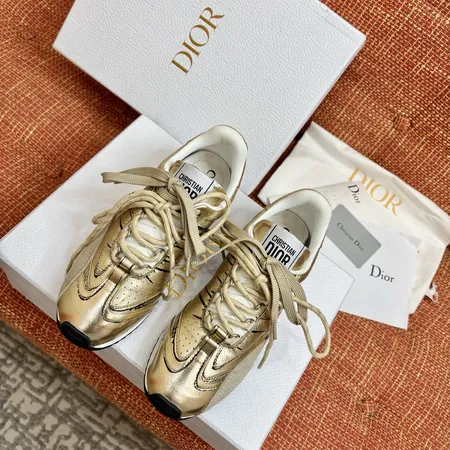 ディオール スニーカー