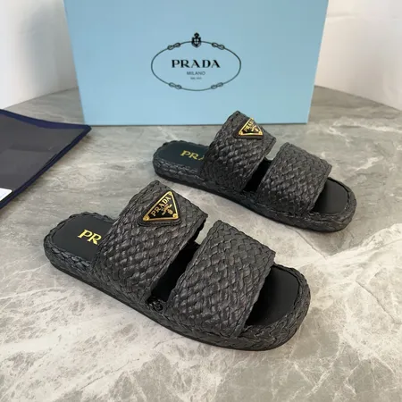 プラダ スリッパ