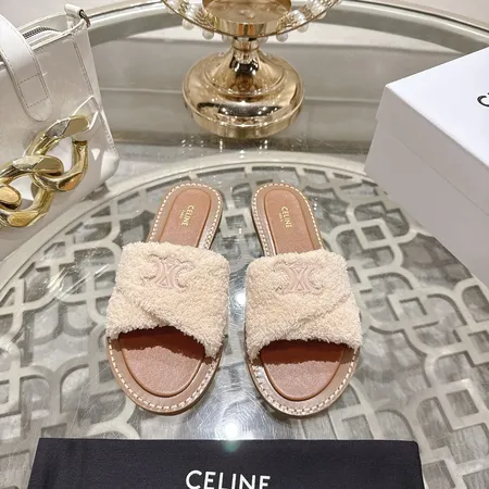 セリーヌ スリッパ