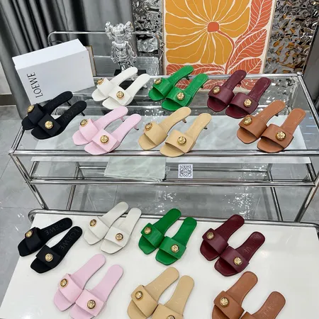 ロエベ スリッパ