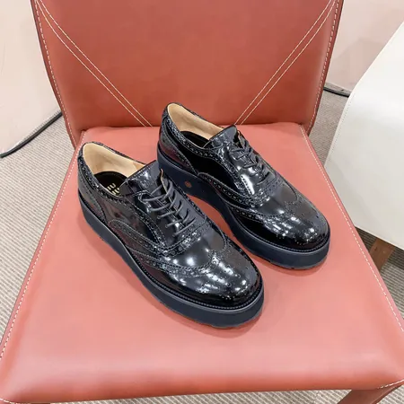 ミュウミュウ ビジネスシューズ