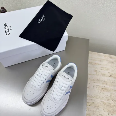 セリーヌ カジュアルシューズ
