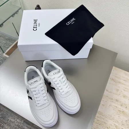 セリーヌ カジュアルシューズ