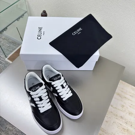 セリーヌ カジュアルシューズ
