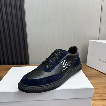 ジバンシィ カジュアルシューズ