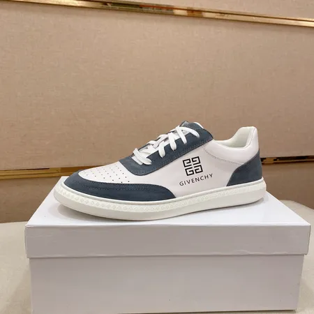 ジバンシィ カジュアルシューズ