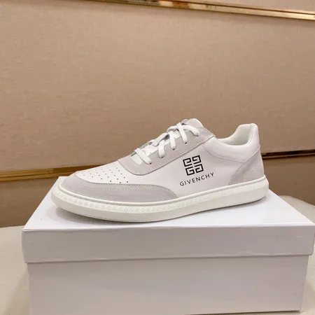 ジバンシィ カジュアルシューズ