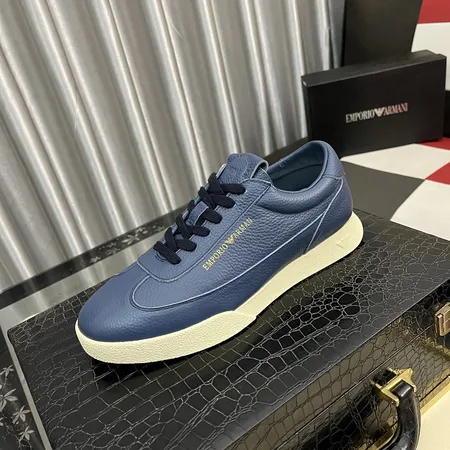 アルマーニ カジュアルシューズ