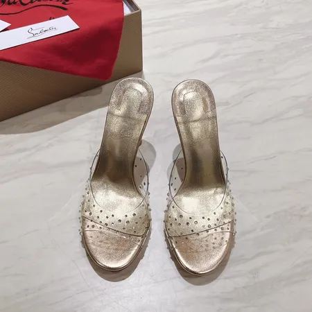 クリスチャン・ルブタン サンダル