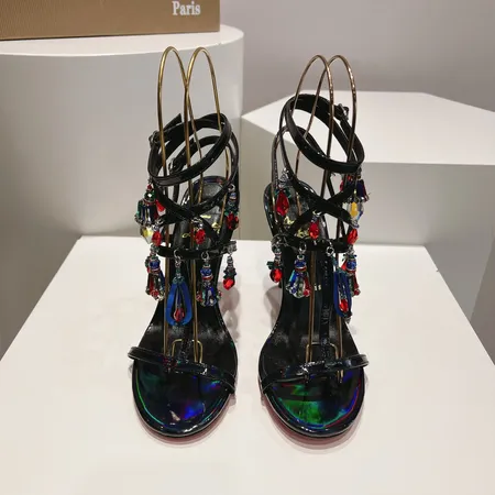 クリスチャン・ルブタン サンダル