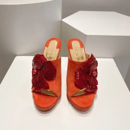 クリスチャン・ルブタン サンダル