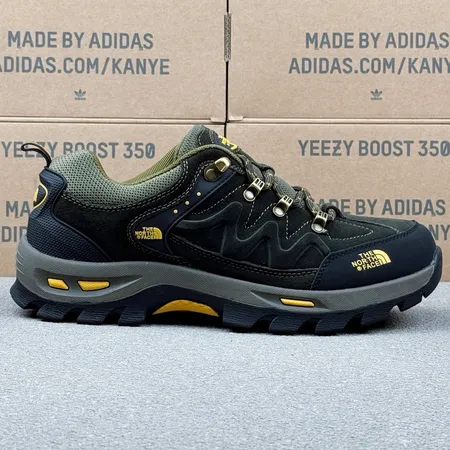 ノースフェイス スニーカー