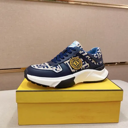 フェンディ スニーカー