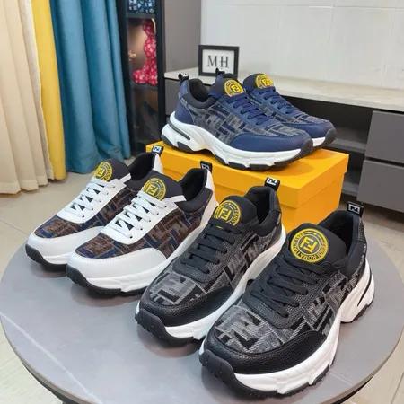 フェンディ スニーカー