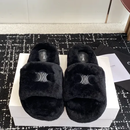 セリーヌ スリッパ