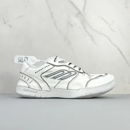 バレンシアガ カジュアルシューズ