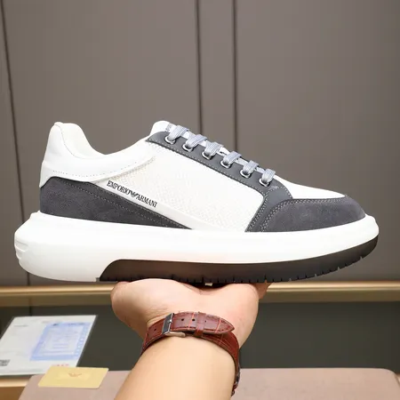 アルマーニ スニーカー