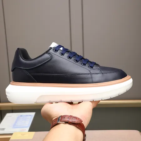 アルマーニ スニーカー