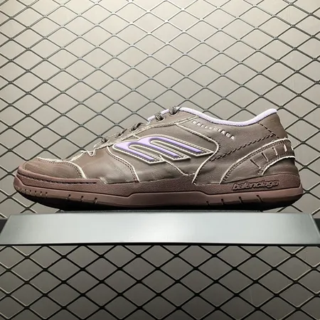 バレンシアガ カジュアルシューズ