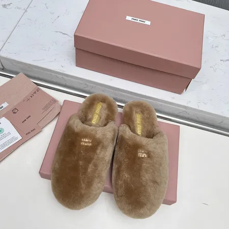 ミュウミュウ スリッパ