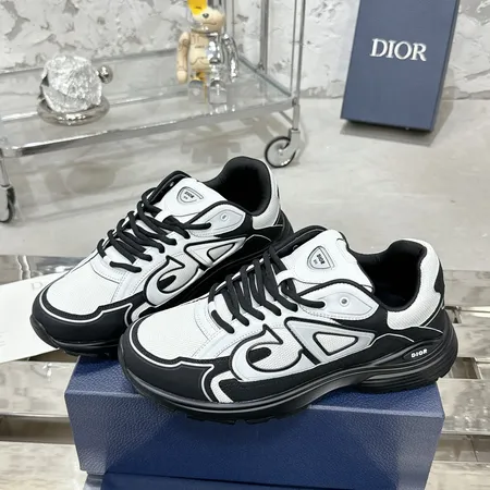 ディオール スニーカー