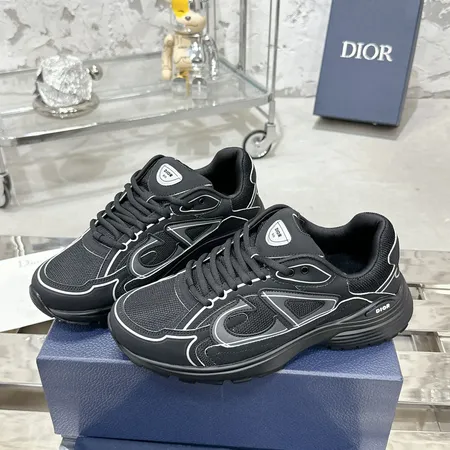 ディオール スニーカー