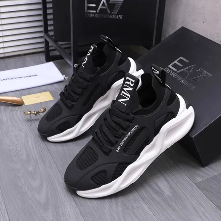 アルマーニ カジュアルシューズ