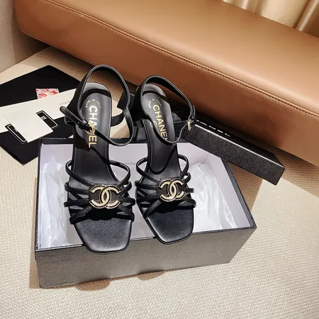 シャネル サンダル