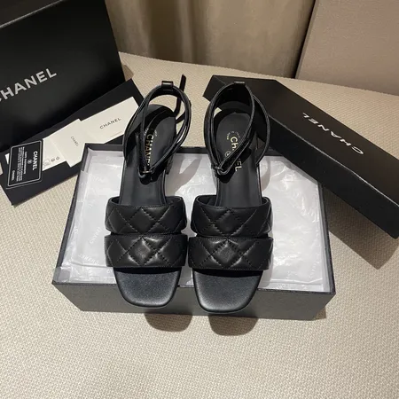 シャネル サンダル