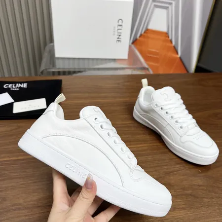 セリーヌ カジュアルシューズ