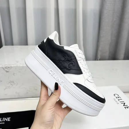 セリーヌ カジュアルシューズ