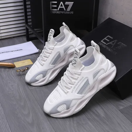 アルマーニ カジュアルシューズ