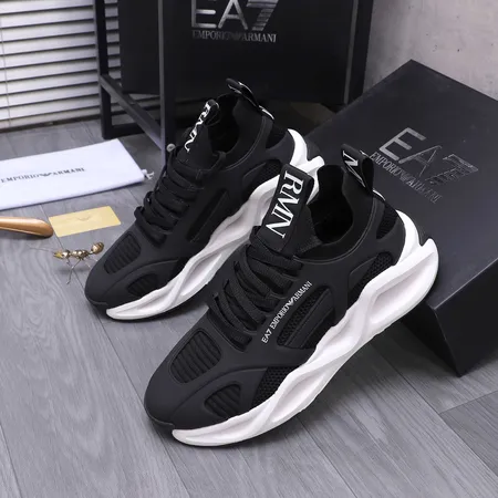 アルマーニ カジュアルシューズ