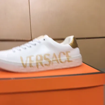 ヴェルサーチ カジュアルシューズ