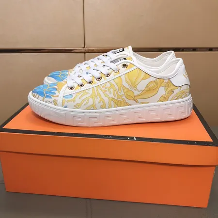 ヴェルサーチ カジュアルシューズ