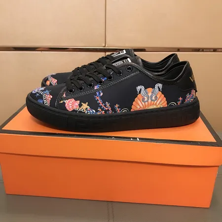 ヴェルサーチ カジュアルシューズ