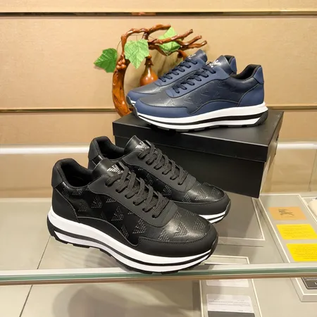 アルマーニ カジュアルシューズ