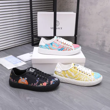 ヴェルサーチ カジュアルシューズ